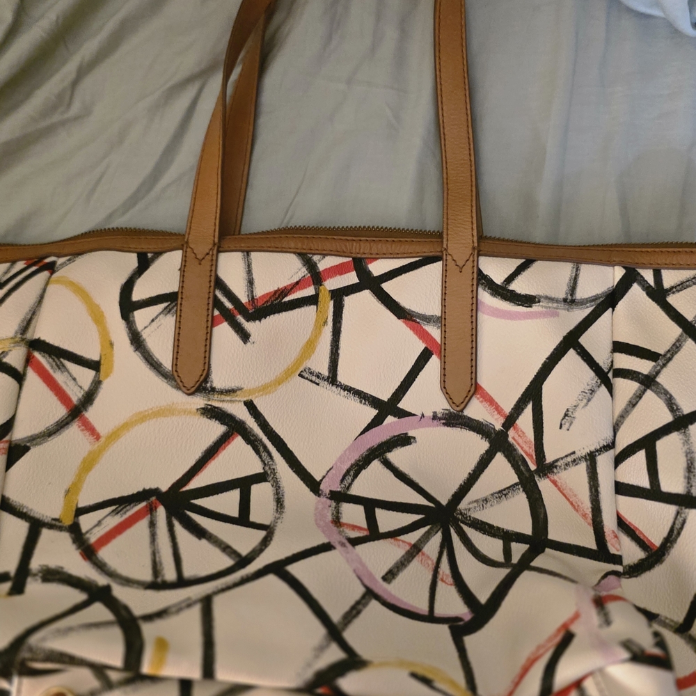 Fossil White Tote with Multicolor Geometric Design